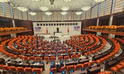 İki parti birleşiyor mu?