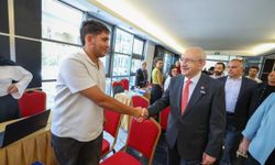 CHP Genel Başkanı Kılıçdaroğlu'ndan Üniversite Tercih Merkezi'ne ziyaret...