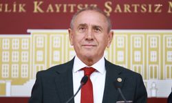 CHP'li Kaya: "Gençlerimize yalnızca diploma vermek yetmez. Onlara gelecek vermek zorundayız"