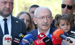 Kılıçdaroğlu, İzmir'de tutuklu eski belediye başkanlarını ziyaret etti