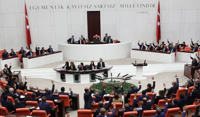 Meclis’te çerçeve yasa trafiği: Abdullah Güler, önce DEM Parti heyeti ardından MHP'li Yıldız ile bir araya geldi