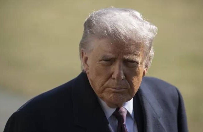 Trump'tan İran'a yeni tehdit: Hürmüz'de ateş açılırsa köprüleri ve santralleri vuracağız